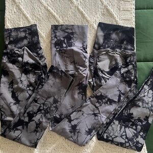 Tie-dye Scrunch Butt Leggings